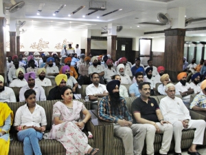 Doctors meeting organised at Noor Mahal Hotel , Sirhind