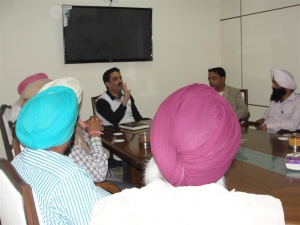 Dr Hitender Suri addressing Rural Doctors